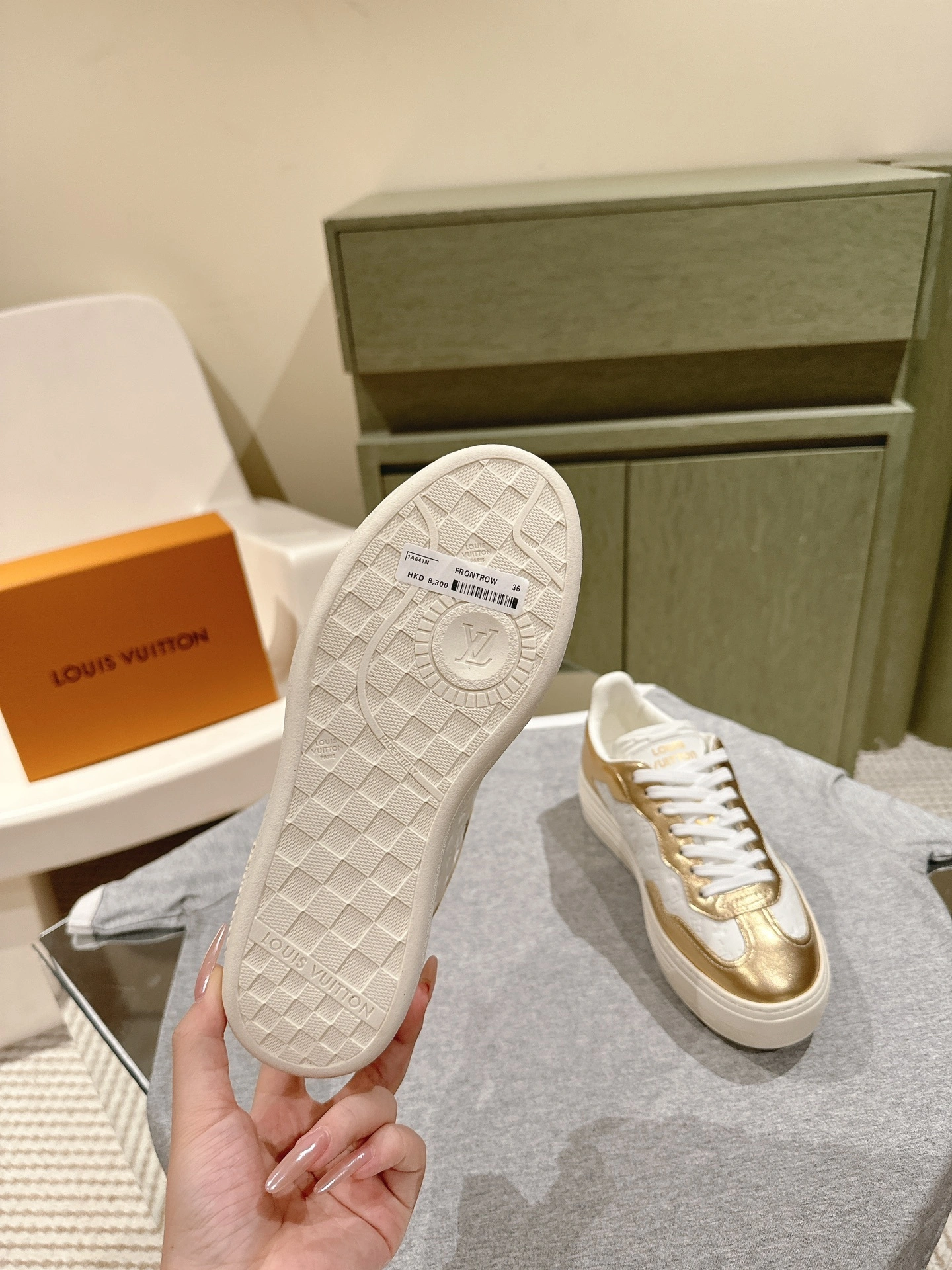 COCO-- 8V 1AD2EA 𝐃𝐢𝐬𝐜𝐨𝐯𝐞𝐫𝐲 cowhide Thick soles ：5.5CM item:E-X362I0524